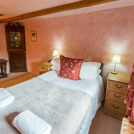 Meadow Lodge Chew Magna