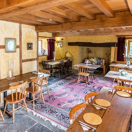 Meadow Lodge Chew Magna